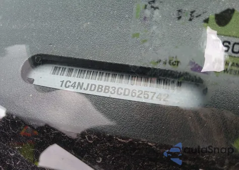 2012 Jeep Compass Sport z USA, uszkodzony, nr VIN 1C4NJDBB3CD625742